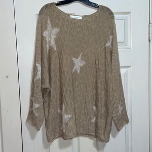 Slouchy cream colored sweater with white stars!